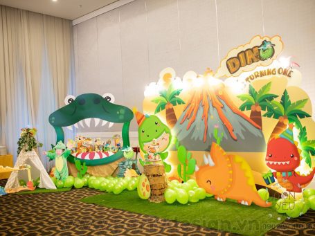 Trang trí sinh nhật chủ đề Khủng Long - bé Dino