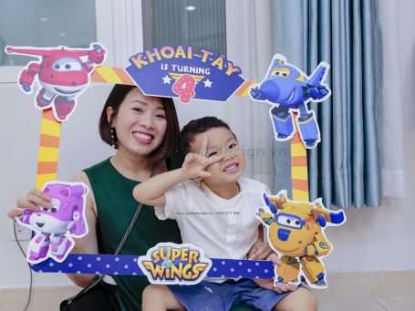 Trang trí sinh nhật bé trai chủ để Super wings