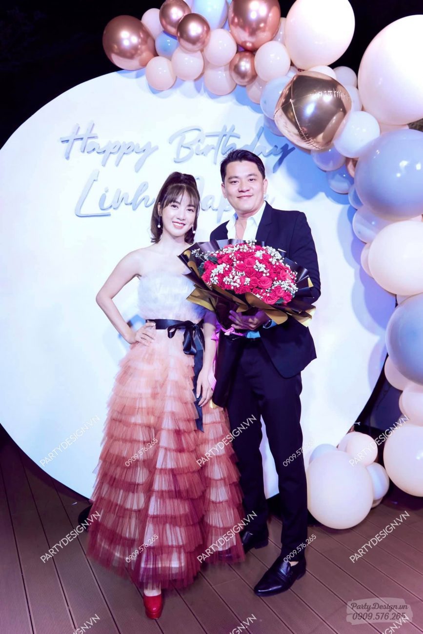 Trang trí sinh nhật hot girl Linh Napie