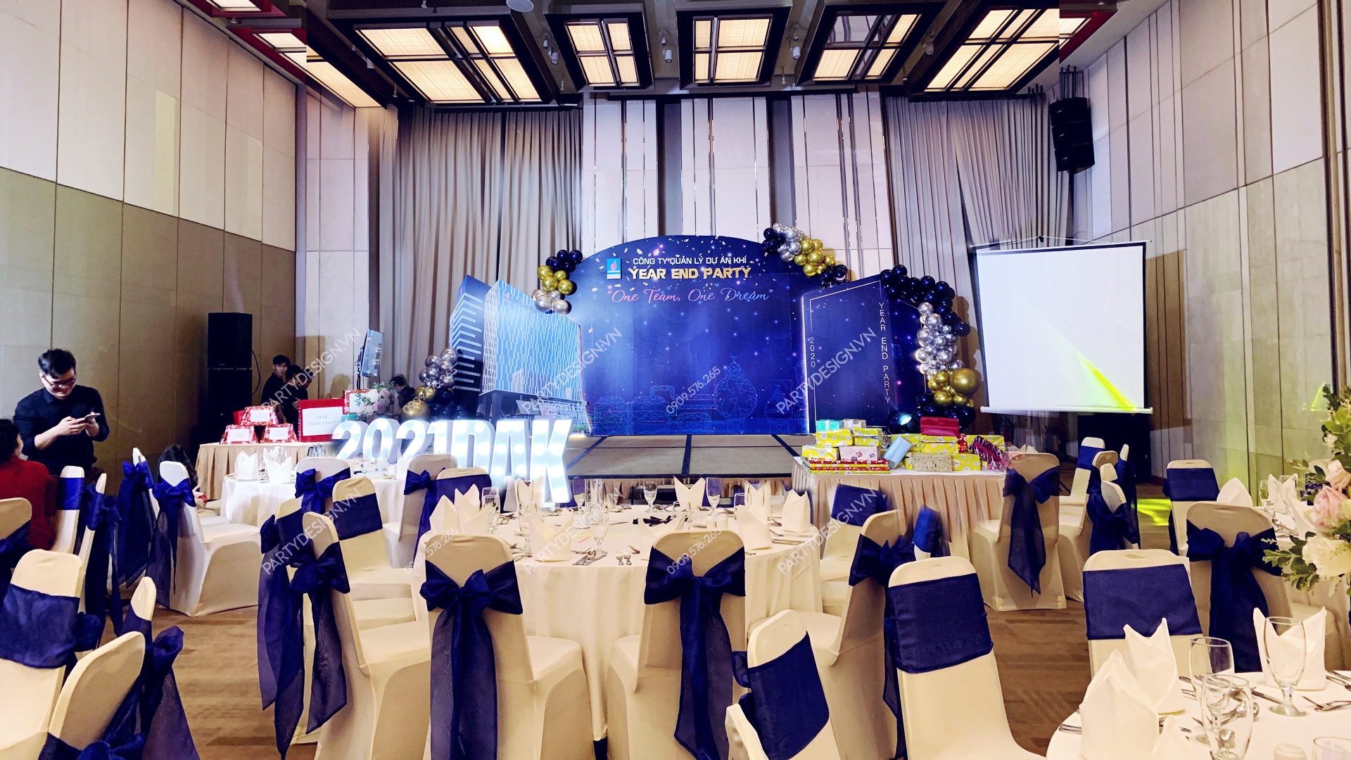 Backdrop sân khấu Year End Party, tất niên PV GAS tại Nikko Hotel Saigon