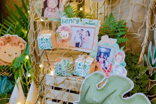 Góc decor sinh nhật chủ đề Safari - bé Henry