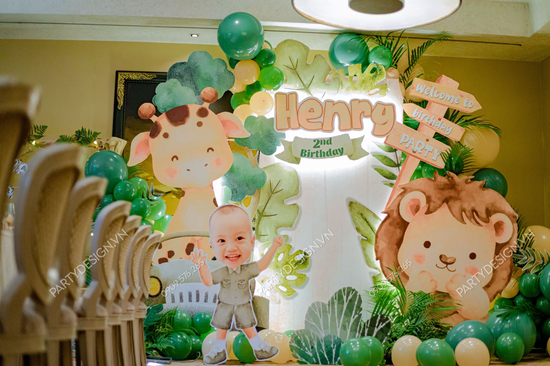 Trang trí sinh nhật 2 tuổi chủ đề Safari - bé Henry (4)