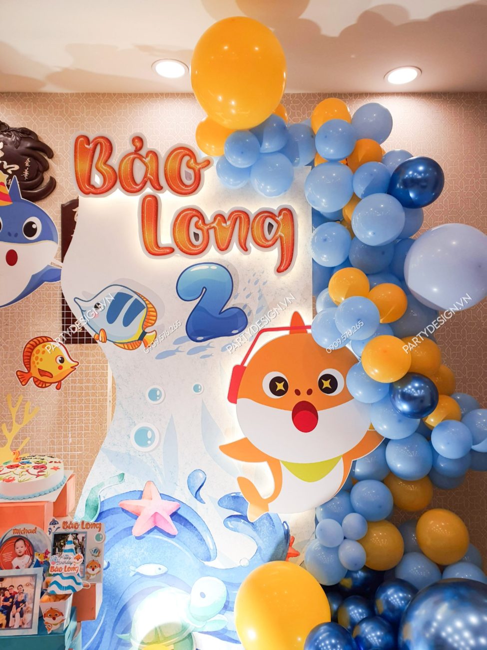 Backdrop trang trí sinh nhật chủ đề Baby Shark - bé Bảo Long