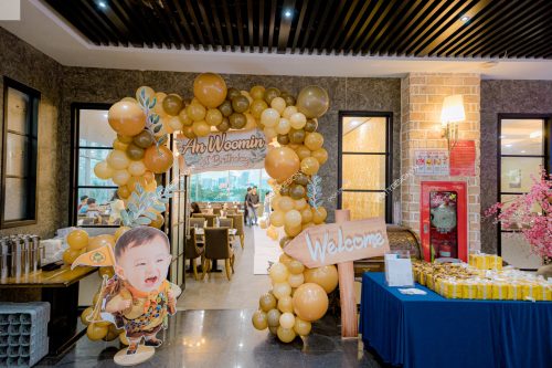 Cổng chào trang trí tiệc sinh nhật chủ đề Safari - bé An Woo Min