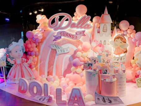 Trang trí tiệc sinh nhật chủ đề Công chúa & Dollar - bé Dolla