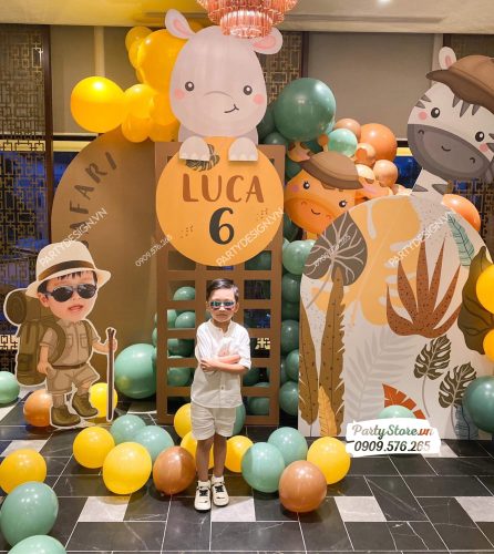 Trang trí tiệc sinh nhật chủ đề Safari - bé Luca