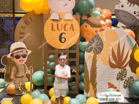 Trang trí tiệc sinh nhật chủ đề Safari - bé Luca