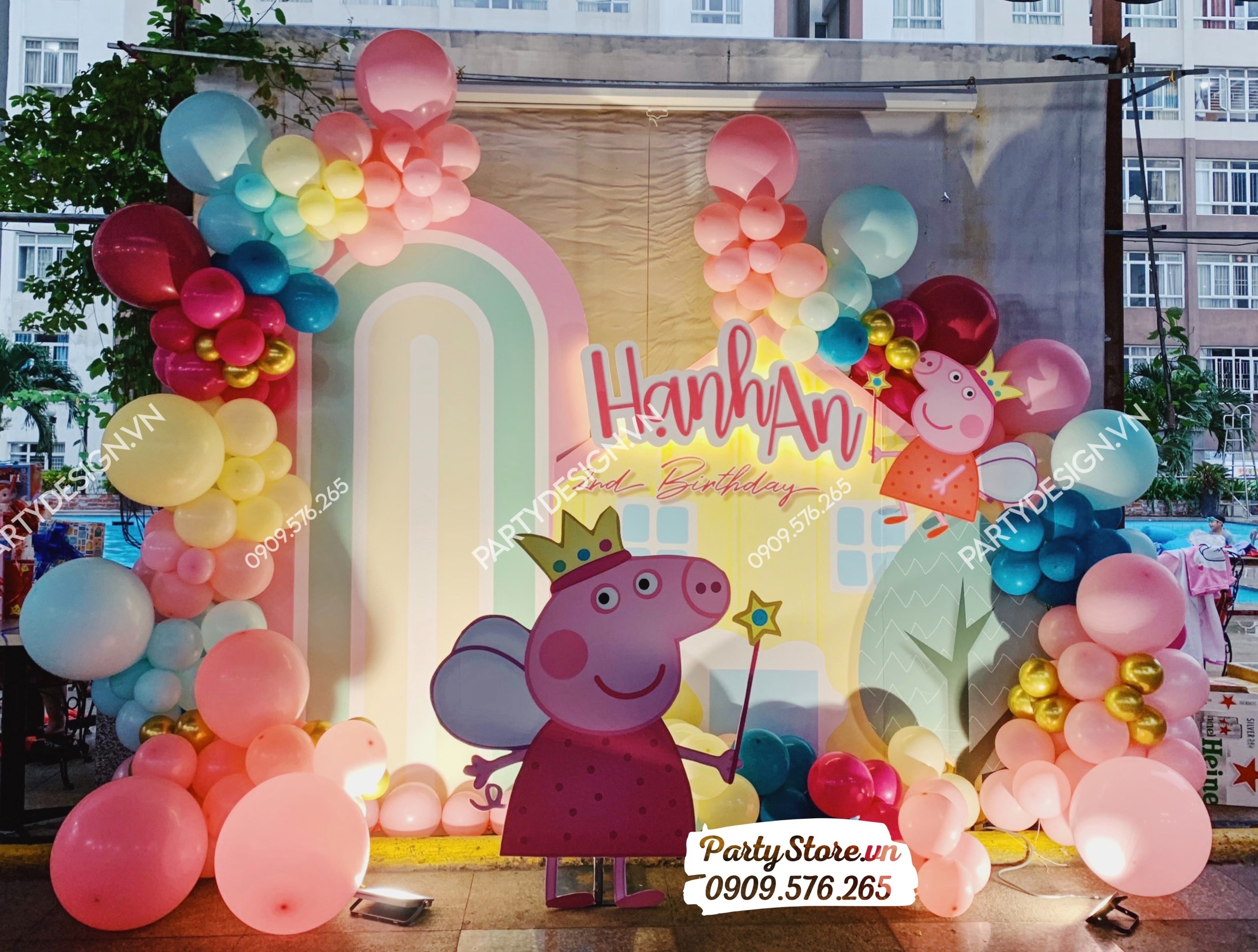 Bánh sinh nhật peppa pig màu hồng siêu dễ thương cho bé gái Bánh kem Ngô Nghinh