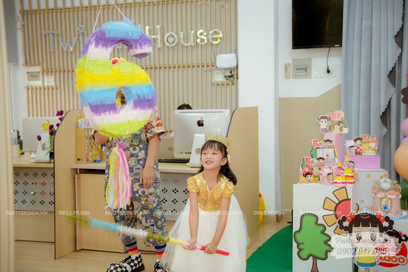 Pinata trang trí sinh nhật chủ đề Xin chào Jadoo - bé Bơ