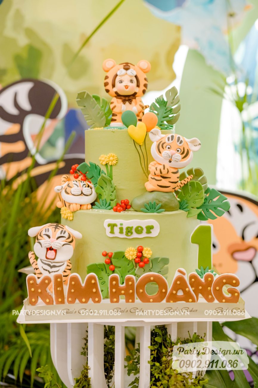 Bánh kem sinh nhật chủ đề Safari, rừng xanh - bé Kim Hoàng