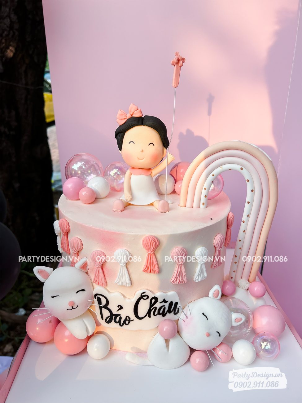 Bánh kem sinh nhật tone màu hồng cho bé gái - Bảo Châu
