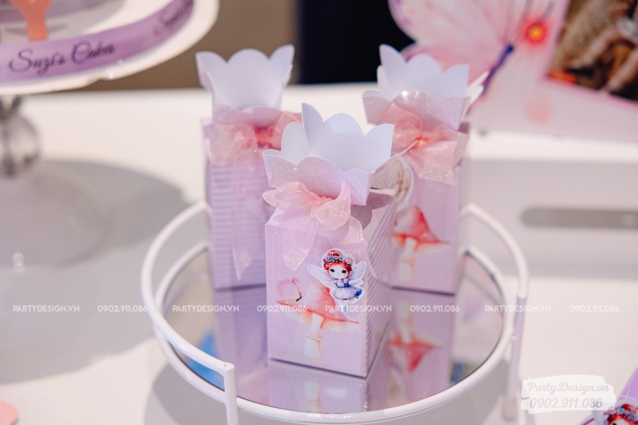 Hộp quà bánh kẹo trang trí sinh nhật bé gái chủ đề Khu Vườn Thiên Thần - Đan Khuê (12)