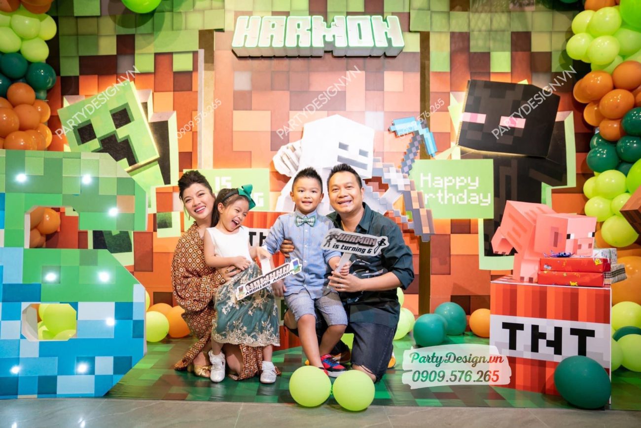 Trang trí sinh nhật chủ đề Minecraft - bé Harmon (1)