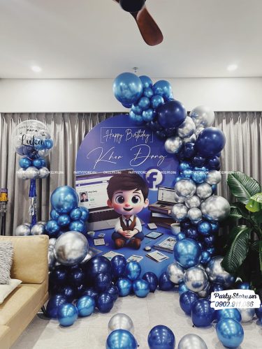 Backdrop khai trương dạng cung vòm U ngược, màu xanh navy và bạc